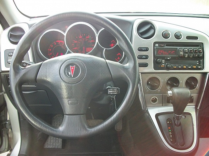 Продаю понтиак вайб, 2003 год выпуска Запорожье - изображение 3