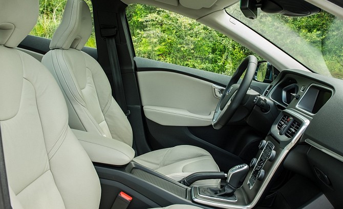 Продам автомобиль Вольво В40 Львов - изображение 4