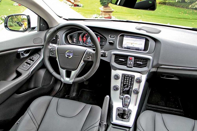 Продам автомобиль Вольво В40 Львов - изображение 3