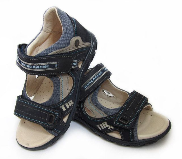 Продам босоножки на мальчика новые Киев - изображение 1