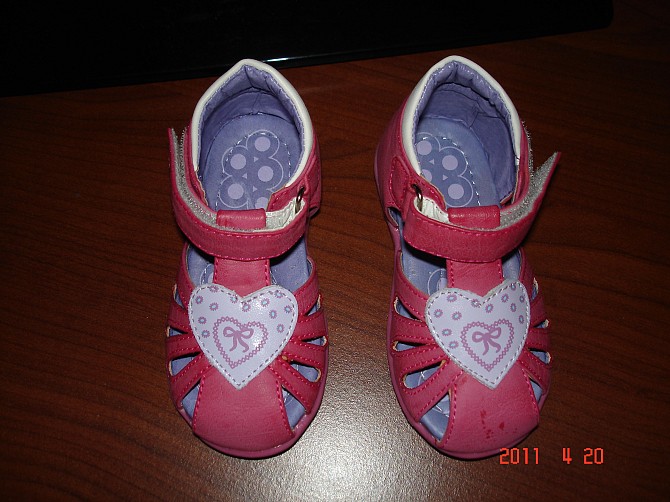 Продам сандалики на девочку, размер 23 Запорожье - изображение 1