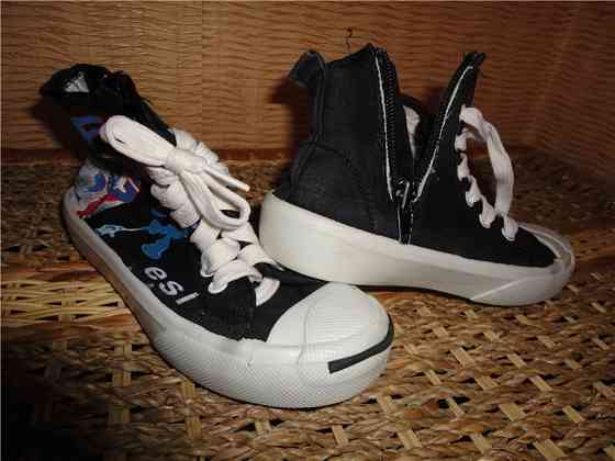 Продам новые кеды, разм. 28 Николаев