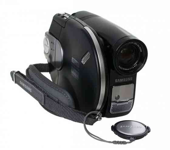 Видеокамера SAMSUNG Ровно